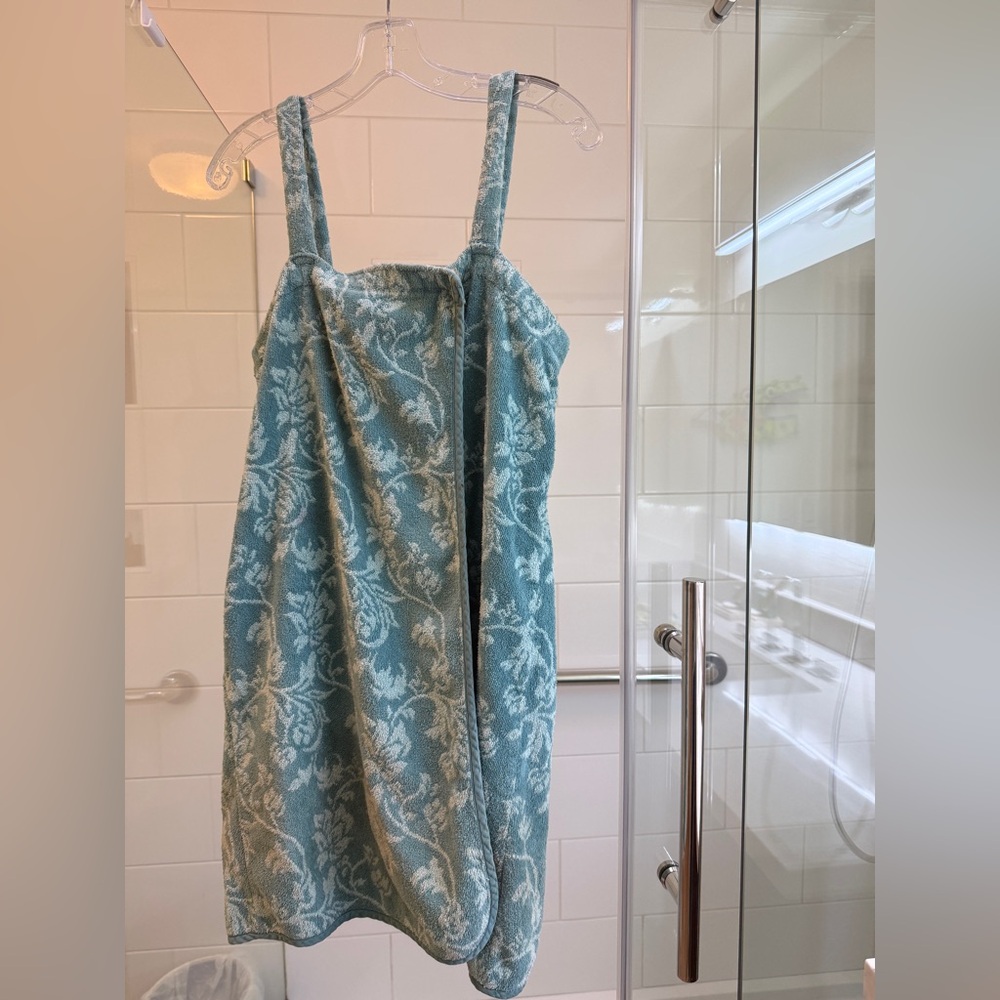 Soft Surroundings 100% Cotton Quality Bath (Velcro & Tie) Wrap-Around